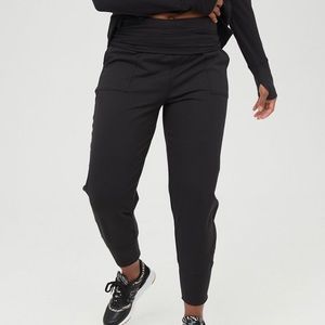 American Eagle Aerie Offline The Hugger Jogger